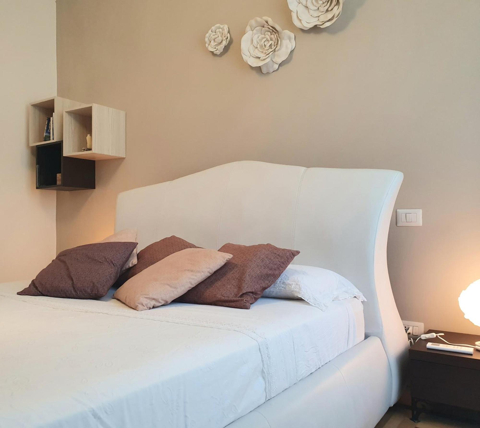 Lemon Sunshine Apartment 치암피노 외부 사진